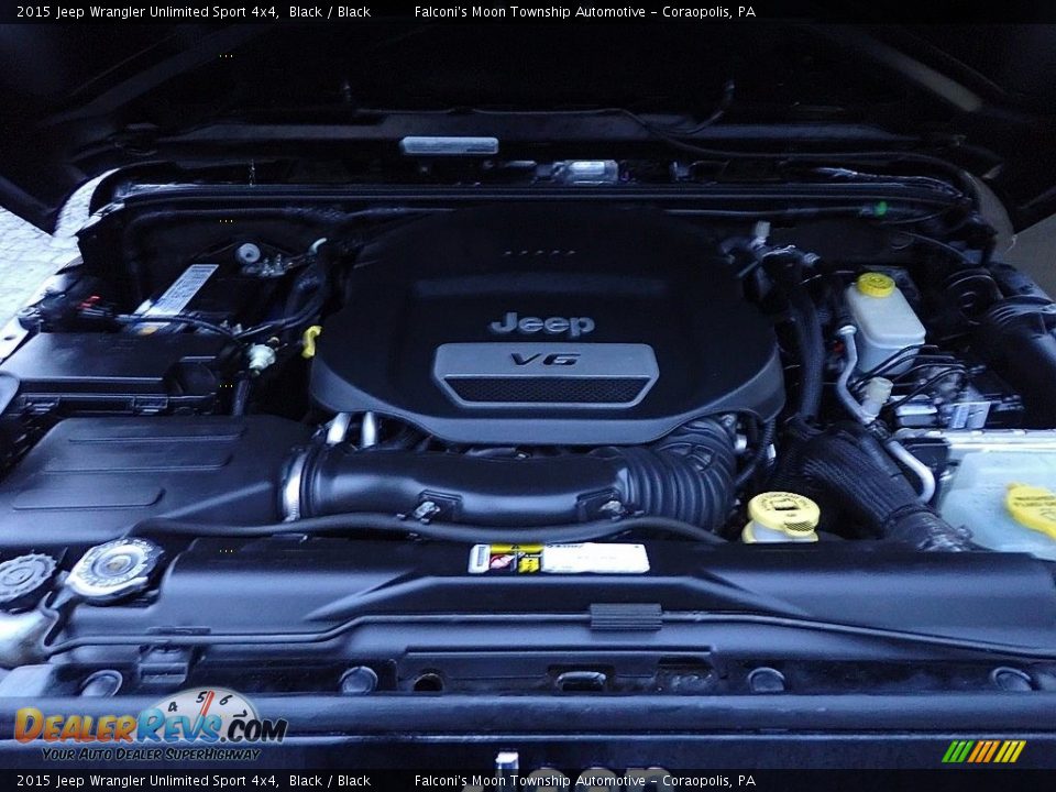 2015 Jeep Wrangler Unlimited Sport 4x4 Black / Black Photo #25