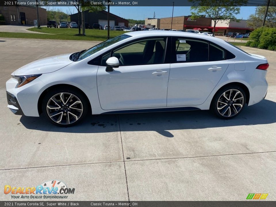 2021 Toyota Corolla SE Super White / Black Photo #1