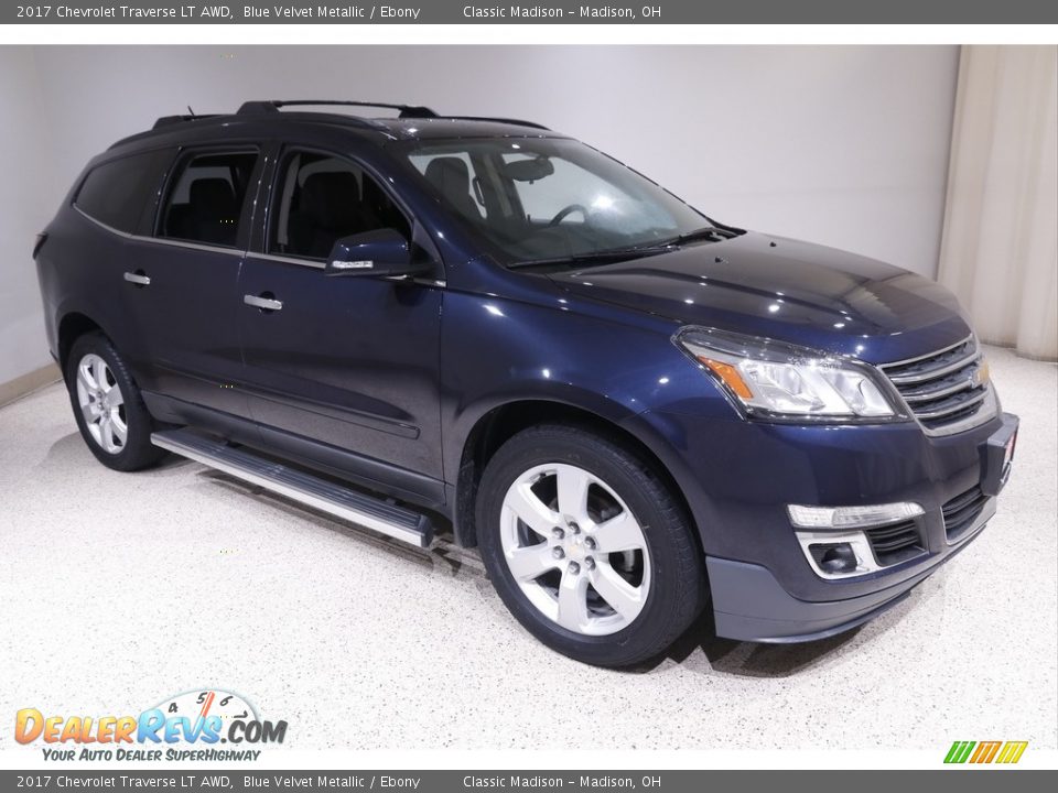 2017 Chevrolet Traverse LT AWD Blue Velvet Metallic / Ebony Photo #1