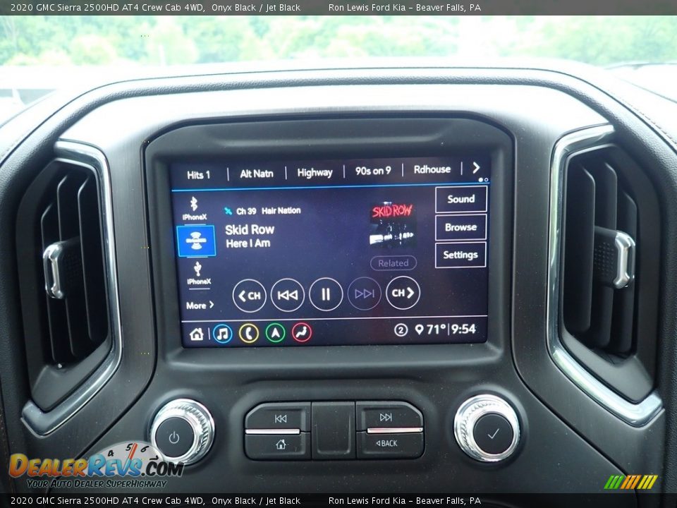 2020 GMC Sierra 2500HD AT4 Crew Cab 4WD Onyx Black / Jet Black Photo #19