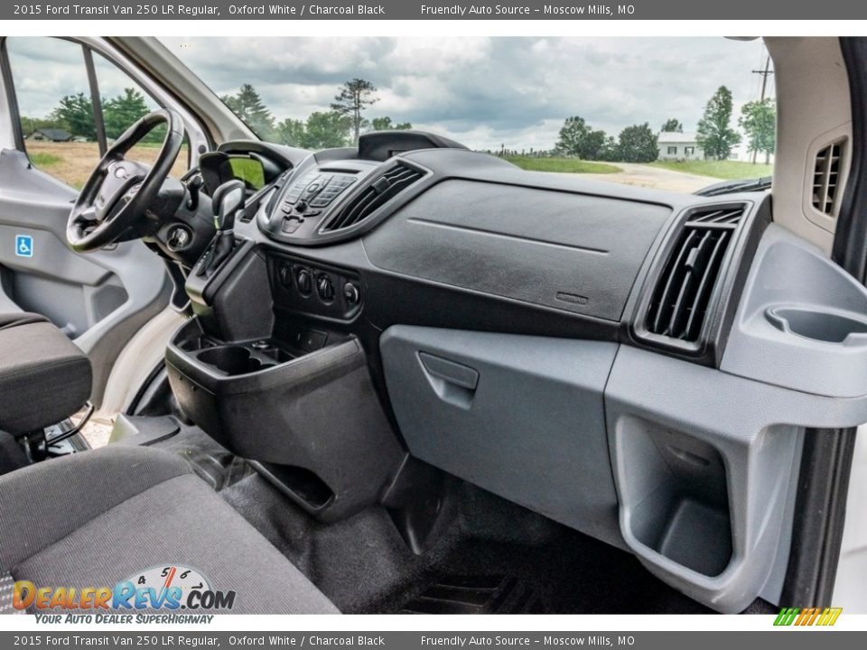 2015 Ford Transit Van 250 LR Regular Oxford White / Charcoal Black Photo #28