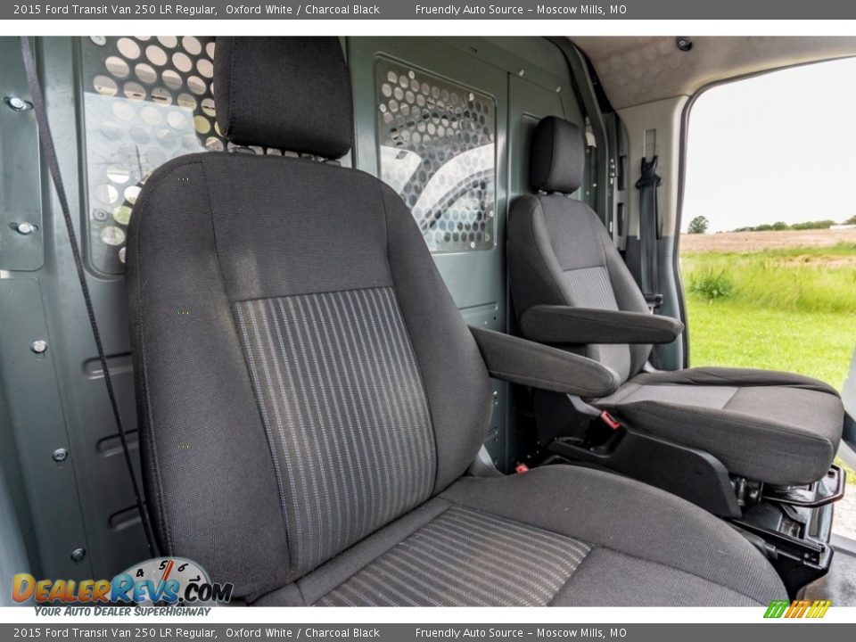 2015 Ford Transit Van 250 LR Regular Oxford White / Charcoal Black Photo #30