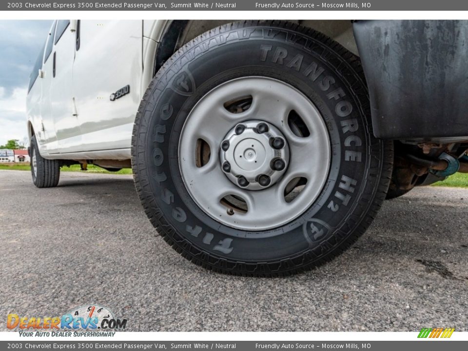 2003 Chevrolet Express 3500 Extended Passenger Van Wheel Photo #2