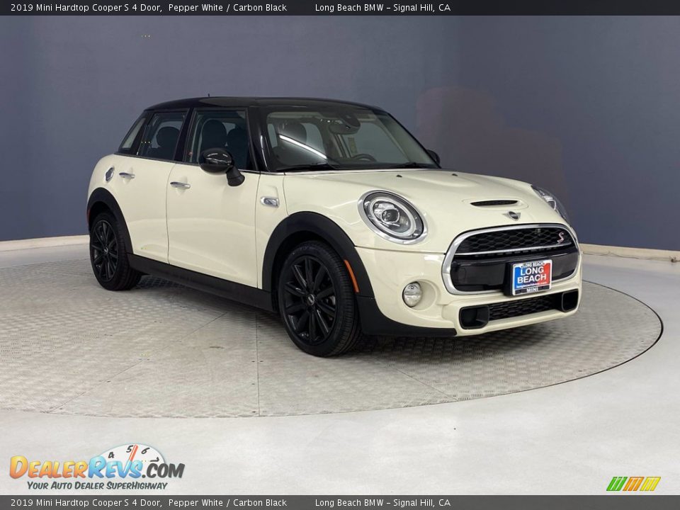 2019 Mini Hardtop Cooper S 4 Door Pepper White / Carbon Black Photo #1