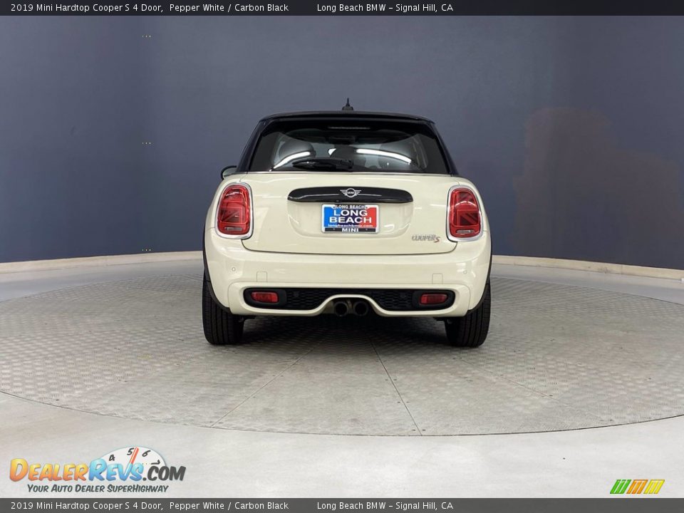 2019 Mini Hardtop Cooper S 4 Door Pepper White / Carbon Black Photo #4