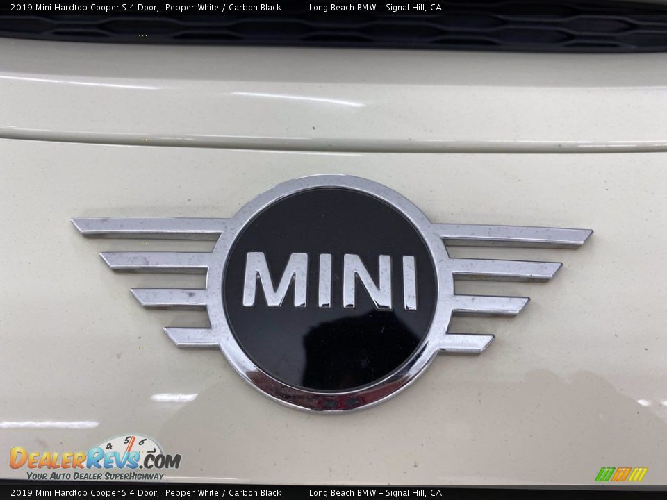 2019 Mini Hardtop Cooper S 4 Door Pepper White / Carbon Black Photo #8