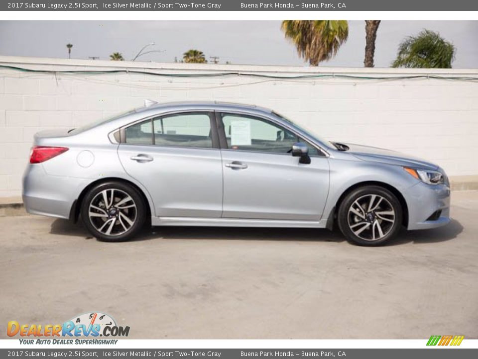 2017 Subaru Legacy 2.5i Sport Ice Silver Metallic / Sport Two-Tone Gray Photo #12