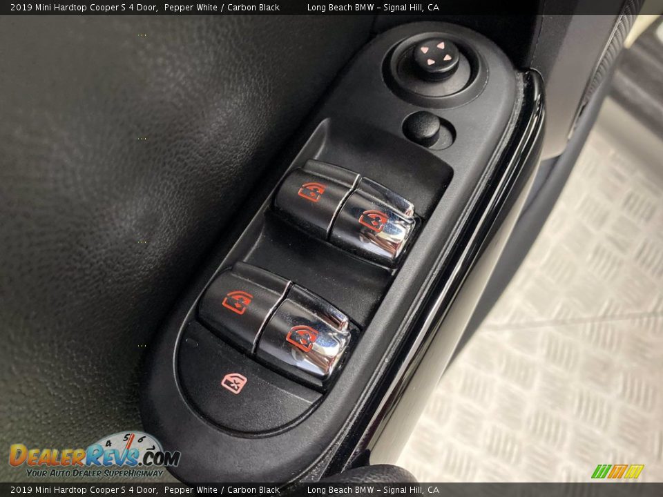 2019 Mini Hardtop Cooper S 4 Door Pepper White / Carbon Black Photo #14