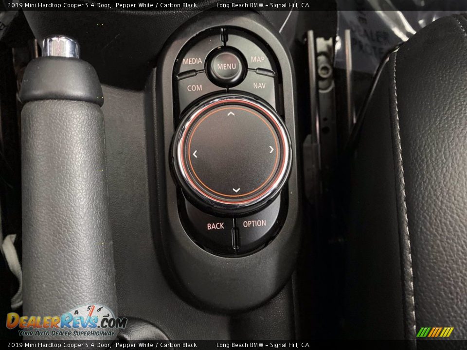 2019 Mini Hardtop Cooper S 4 Door Pepper White / Carbon Black Photo #29