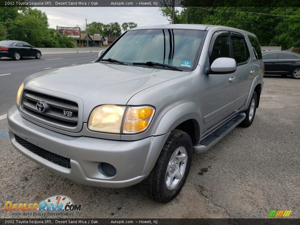 2002 Toyota Sequoia SR5 Desert Sand Mica / Oak Photo #3