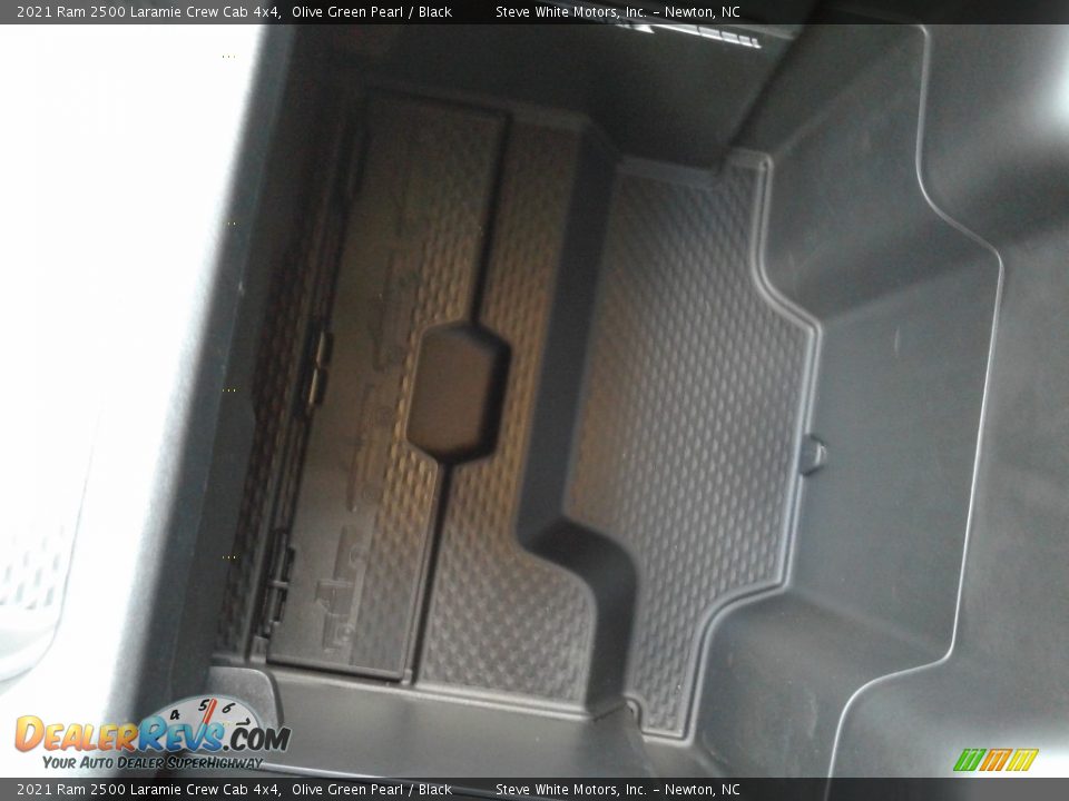 2021 Ram 2500 Laramie Crew Cab 4x4 Olive Green Pearl / Black Photo #32