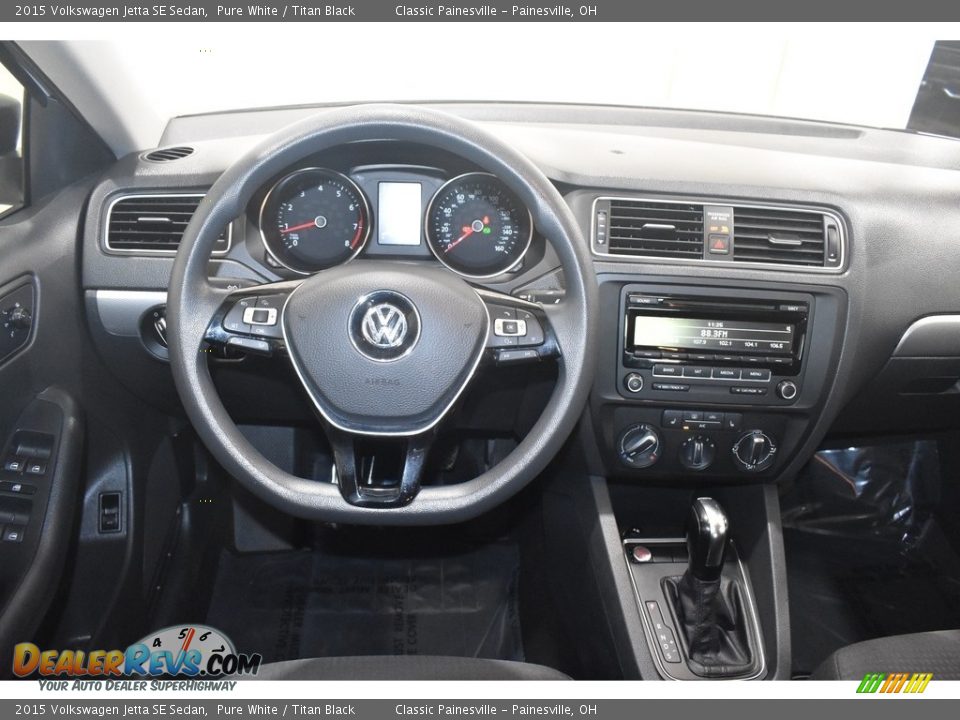 2015 Volkswagen Jetta SE Sedan Pure White / Titan Black Photo #12