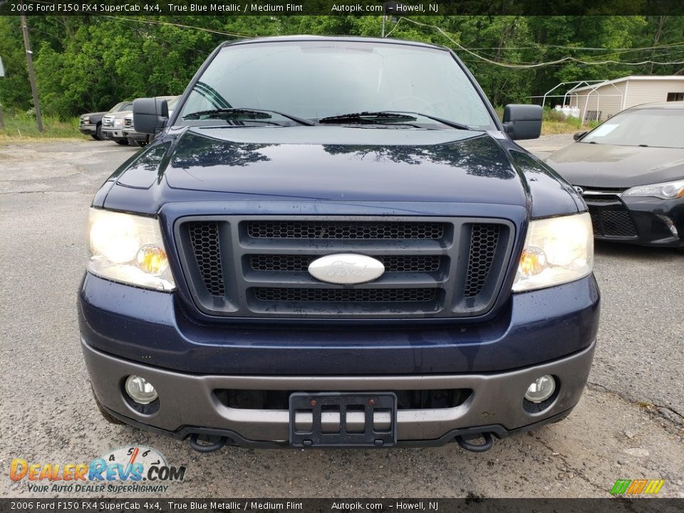 2006 Ford F150 FX4 SuperCab 4x4 True Blue Metallic / Medium Flint Photo #2