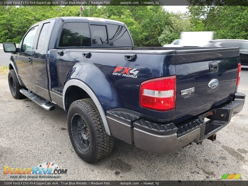 2006 Ford F150 FX4 SuperCab 4x4 True Blue Metallic / Medium Flint Photo #4