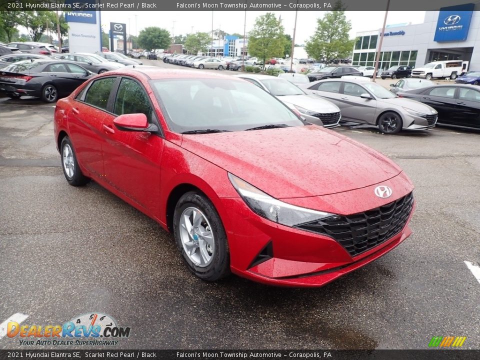 2021 Hyundai Elantra SE Scarlet Red Pearl / Black Photo #3