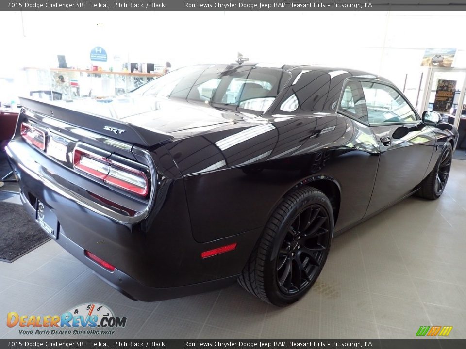 2015 Dodge Challenger SRT Hellcat Pitch Black / Black Photo #5