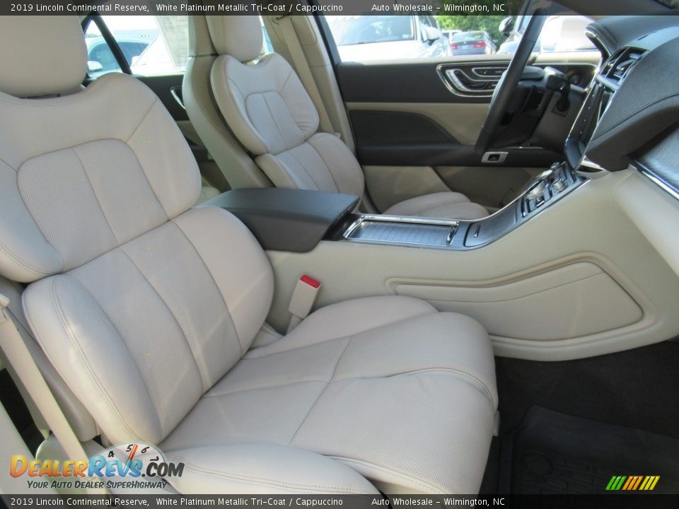 2019 Lincoln Continental Reserve White Platinum Metallic Tri-Coat / Cappuccino Photo #13