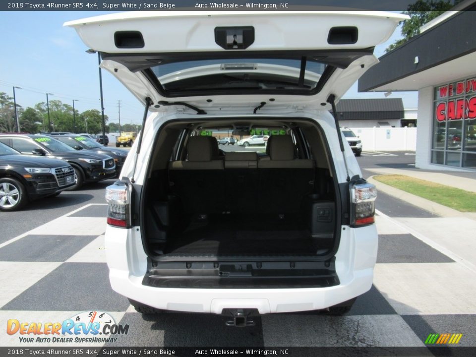 2018 Toyota 4Runner SR5 4x4 Super White / Sand Beige Photo #5