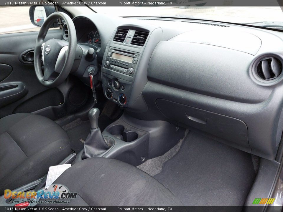 2015 Nissan Versa 1.6 S Sedan Amethyst Gray / Charcoal Photo #26