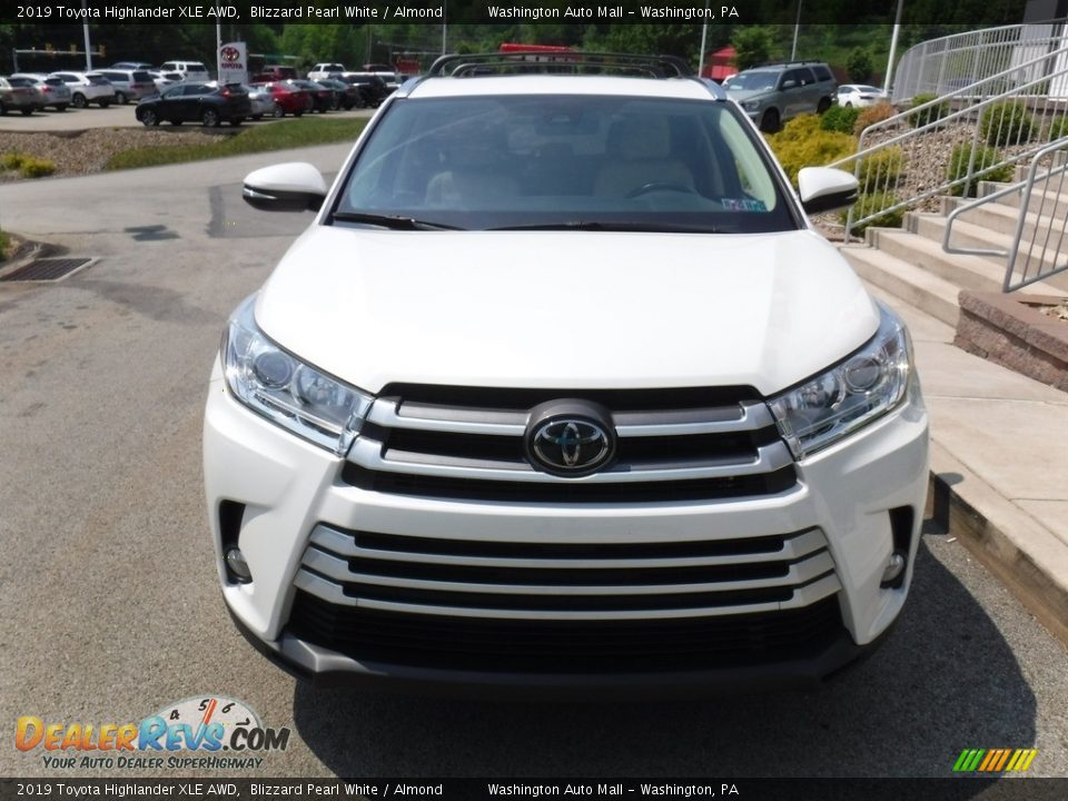 2019 Toyota Highlander XLE AWD Blizzard Pearl White / Almond Photo #9