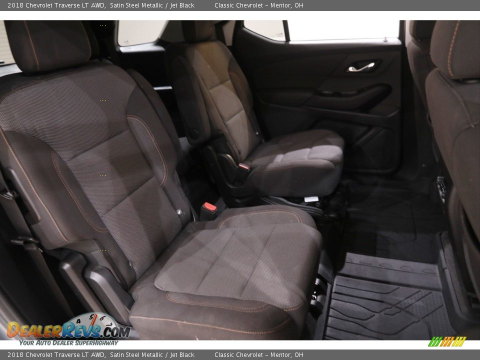 2018 Chevrolet Traverse LT AWD Satin Steel Metallic / Jet Black Photo #15