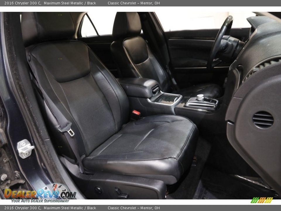 Front Seat of 2016 Chrysler 300 C Photo #16