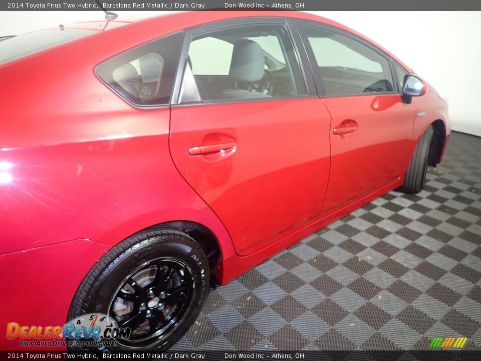 2014 Toyota Prius Two Hybrid Barcelona Red Metallic / Dark Gray Photo #18