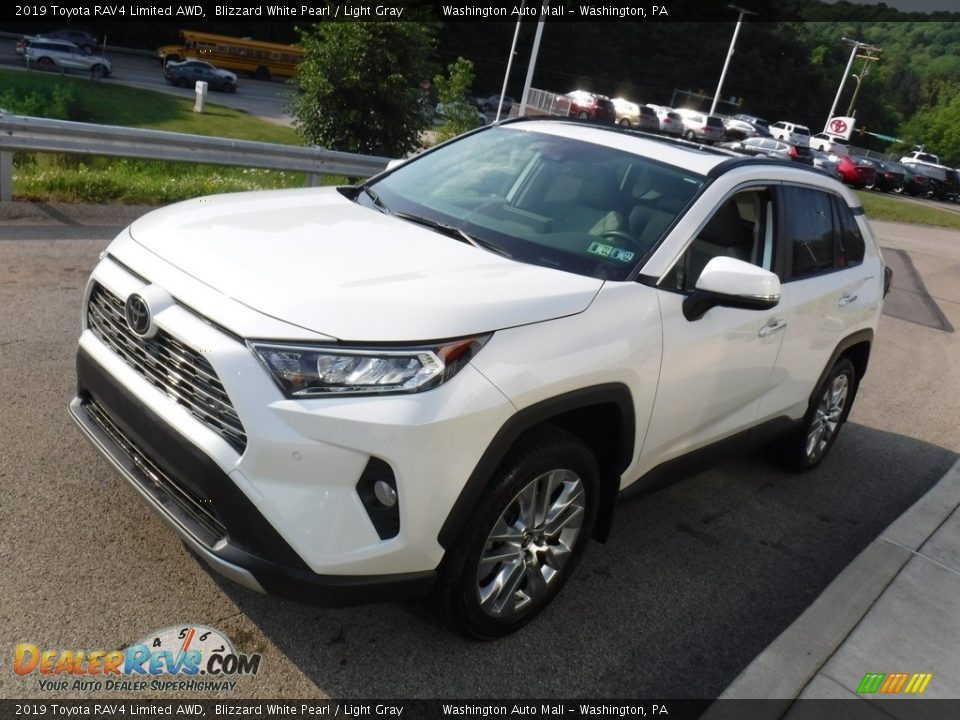 2019 Toyota RAV4 Limited AWD Blizzard White Pearl / Light Gray Photo #16