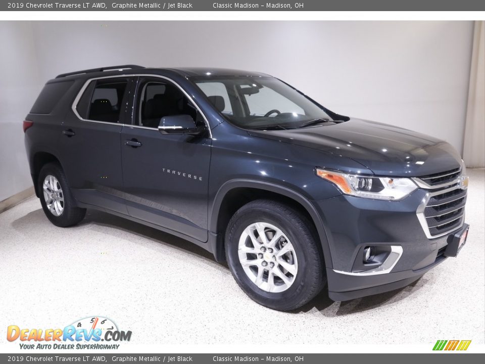 2019 Chevrolet Traverse LT AWD Graphite Metallic / Jet Black Photo #1