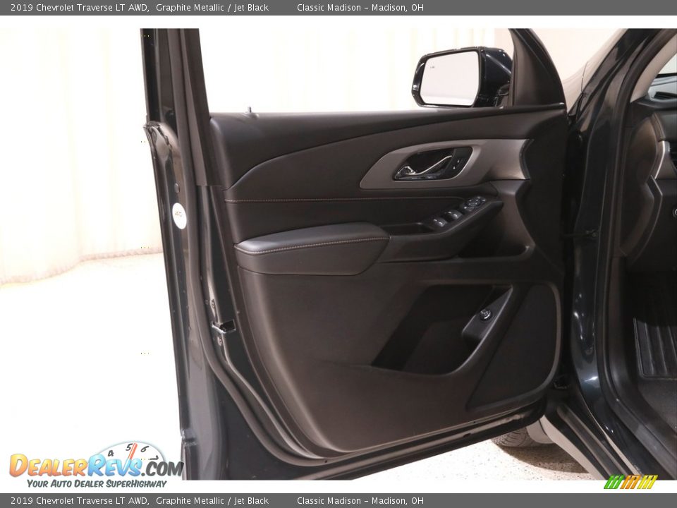 2019 Chevrolet Traverse LT AWD Graphite Metallic / Jet Black Photo #4