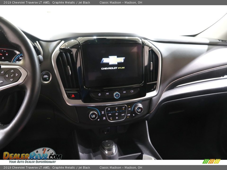 2019 Chevrolet Traverse LT AWD Graphite Metallic / Jet Black Photo #9