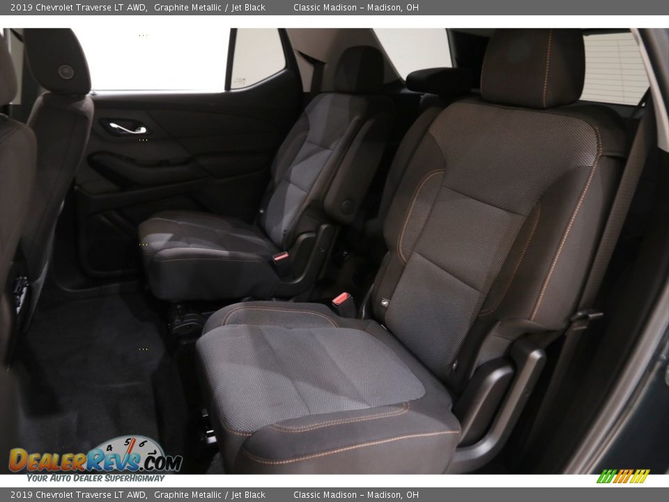 2019 Chevrolet Traverse LT AWD Graphite Metallic / Jet Black Photo #17