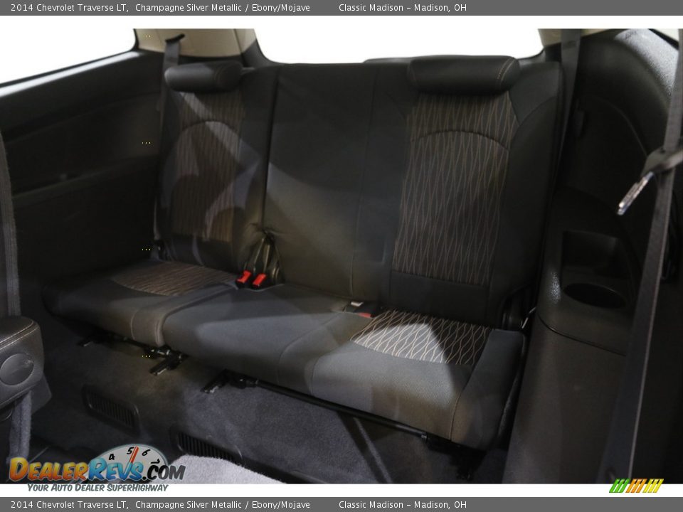 2014 Chevrolet Traverse LT Champagne Silver Metallic / Ebony/Mojave Photo #17
