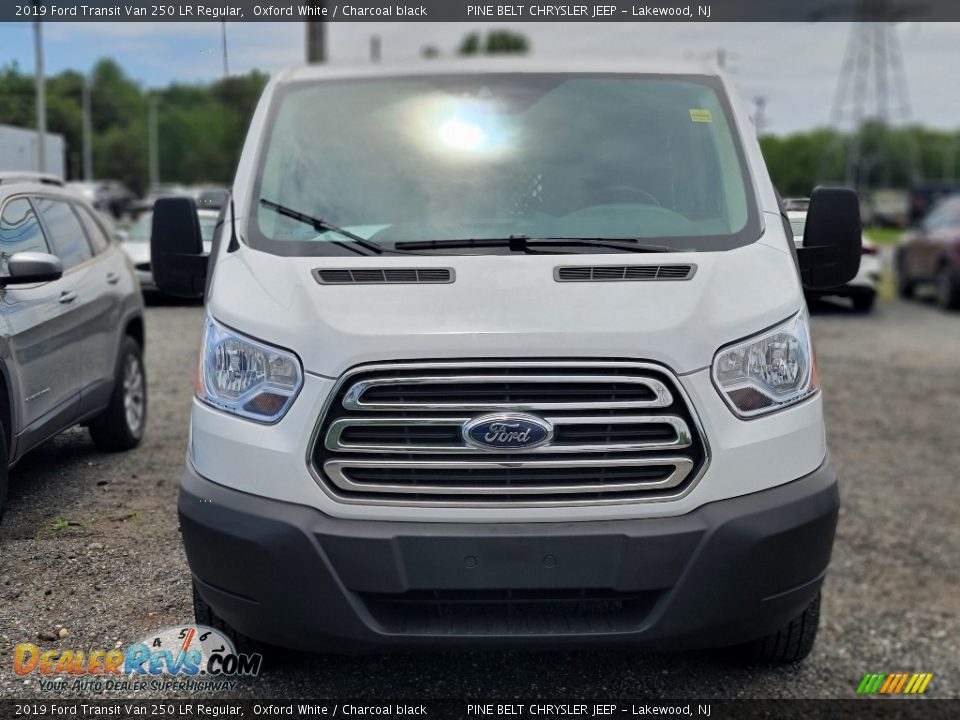 2019 Ford Transit Van 250 LR Regular Oxford White / Charcoal black Photo #2