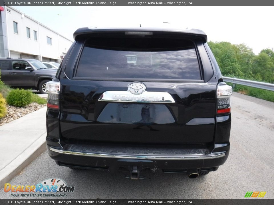 2018 Toyota 4Runner Limited Midnight Black Metallic / Sand Beige Photo #16