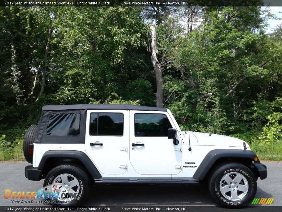 2017 Jeep Wrangler Unlimited Sport 4x4 Bright White / Black Photo #5