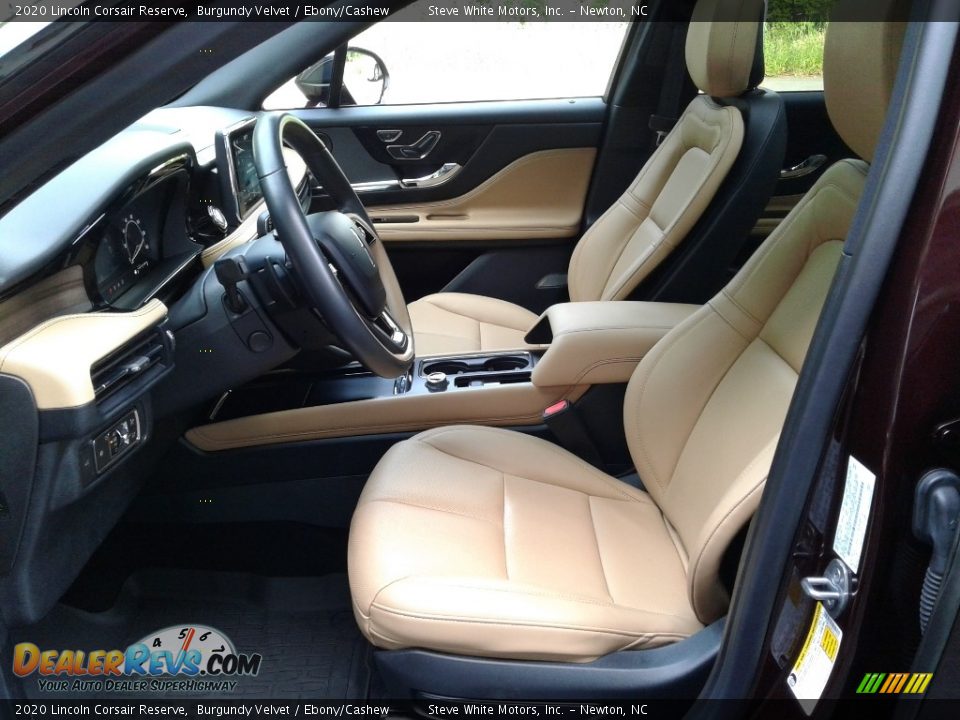 Front Seat of 2020 Lincoln Corsair Reserve Photo #10