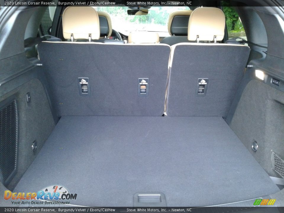 2020 Lincoln Corsair Reserve Trunk Photo #14