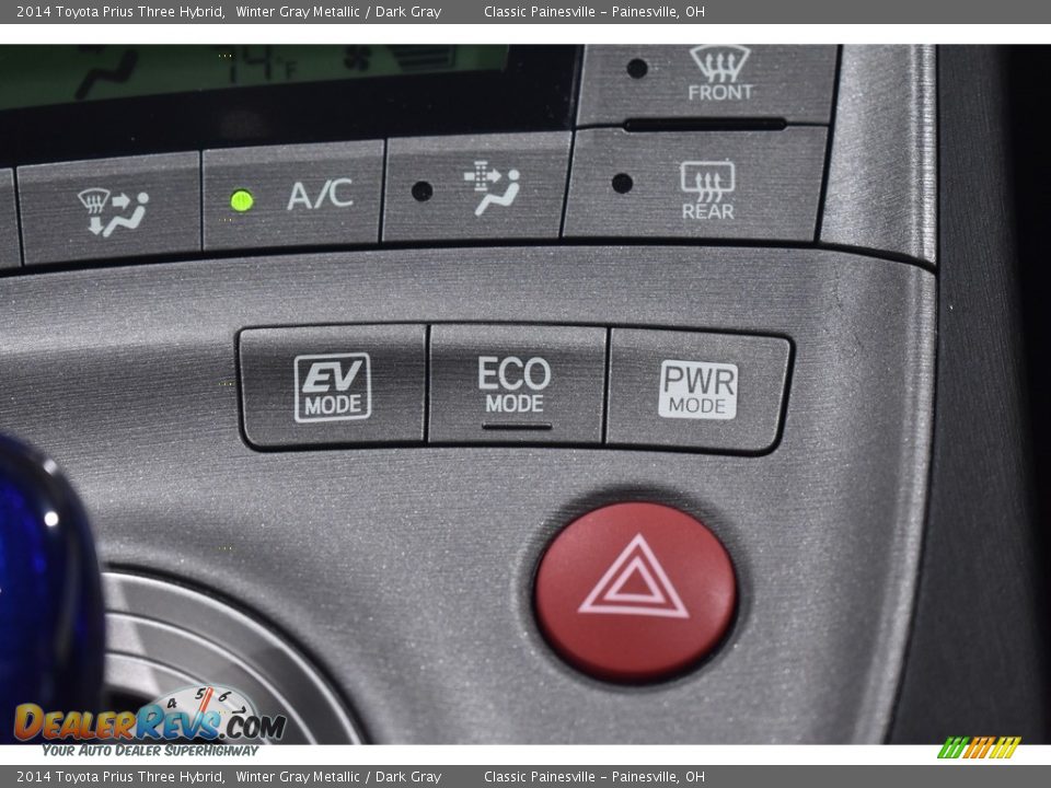 2014 Toyota Prius Three Hybrid Winter Gray Metallic / Dark Gray Photo #16