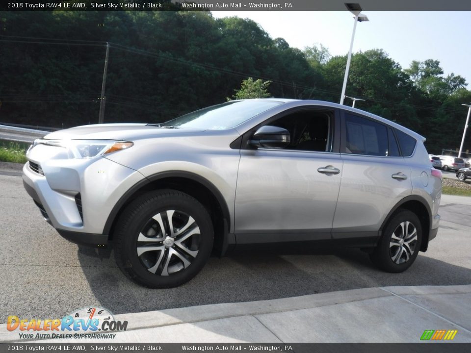 2018 Toyota RAV4 LE AWD Silver Sky Metallic / Black Photo #11