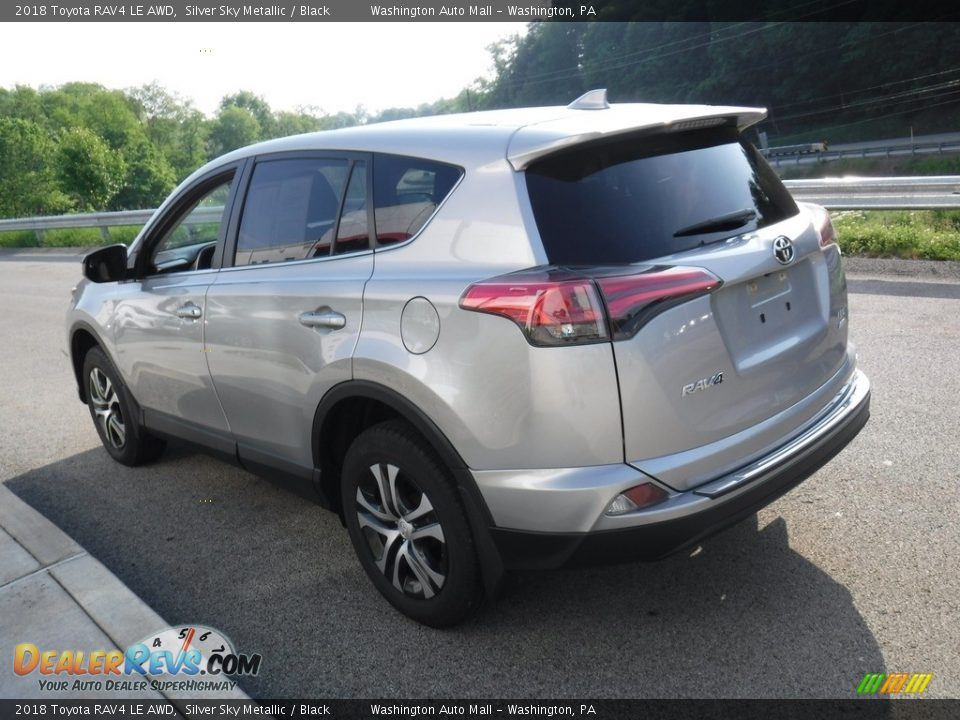 2018 Toyota RAV4 LE AWD Silver Sky Metallic / Black Photo #12