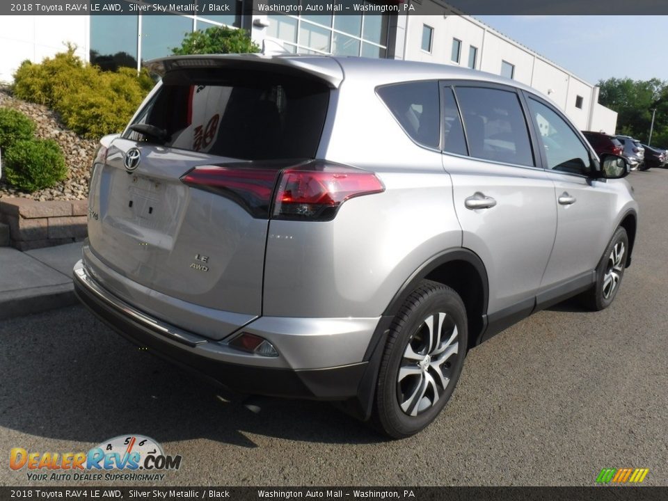 2018 Toyota RAV4 LE AWD Silver Sky Metallic / Black Photo #14