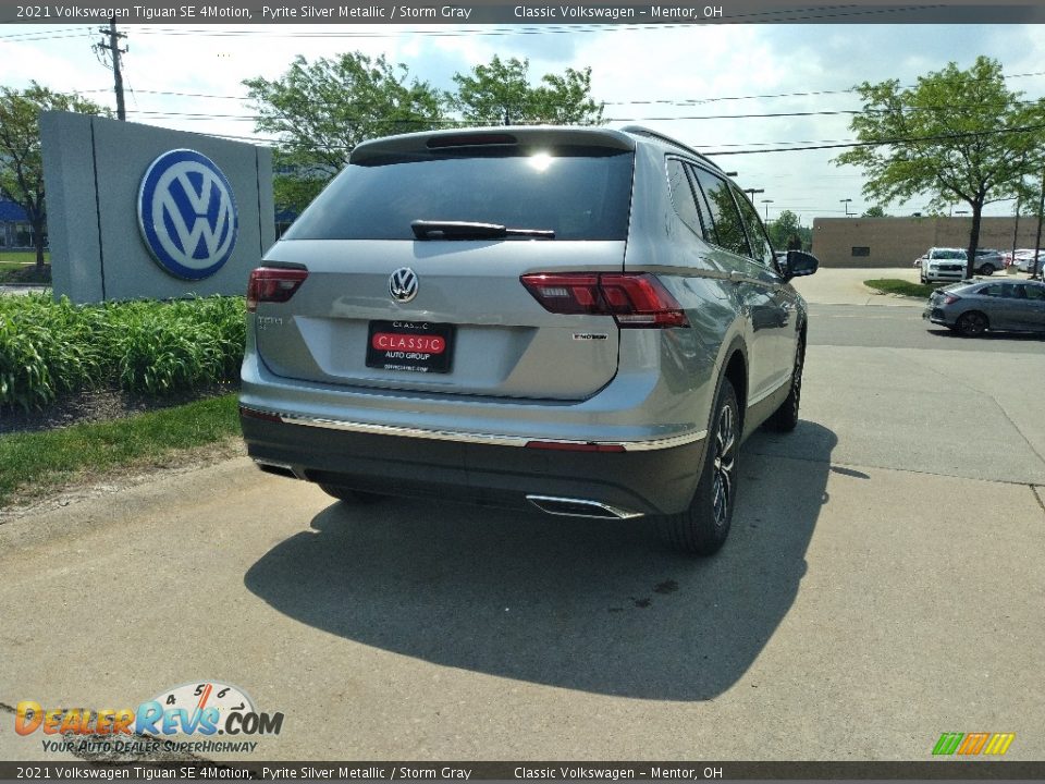 2021 Volkswagen Tiguan SE 4Motion Pyrite Silver Metallic / Storm Gray Photo #2