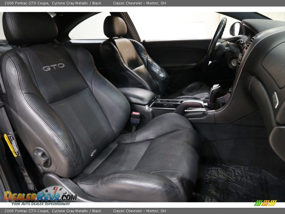2006 Pontiac GTO Coupe Cyclone Gray Metallic / Black Photo #11