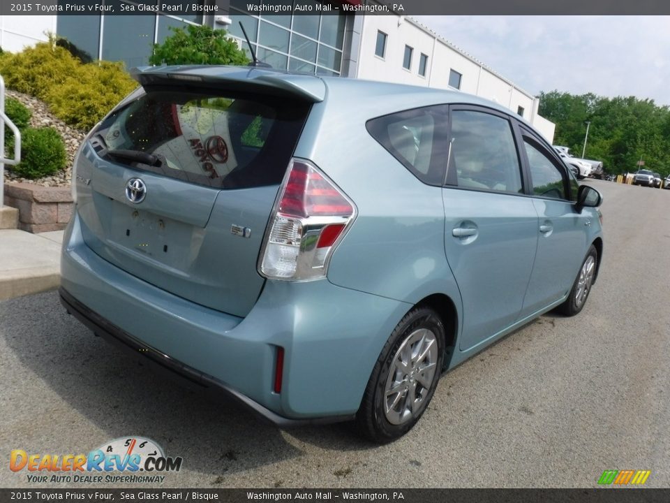 2015 Toyota Prius v Four Sea Glass Pearl / Bisque Photo #15