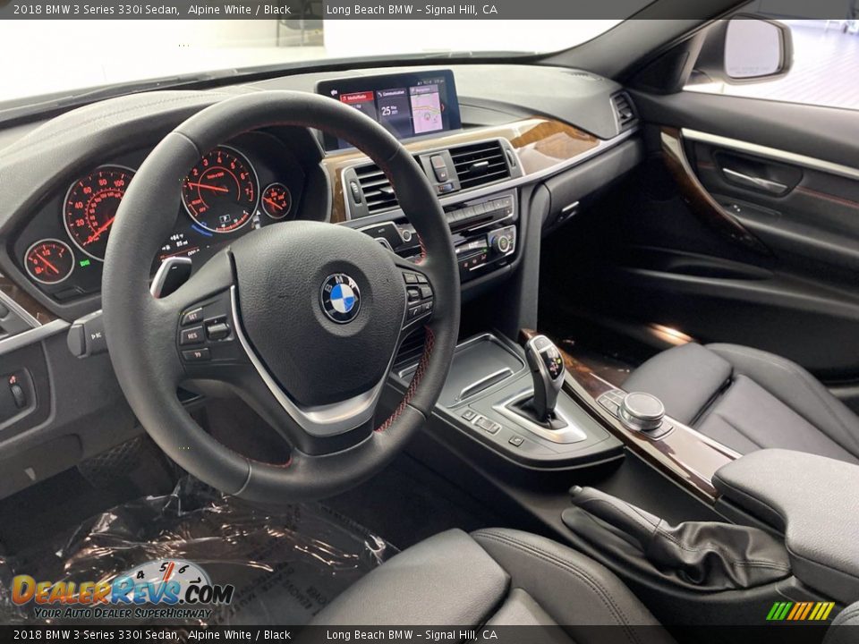 2018 BMW 3 Series 330i Sedan Alpine White / Black Photo #16