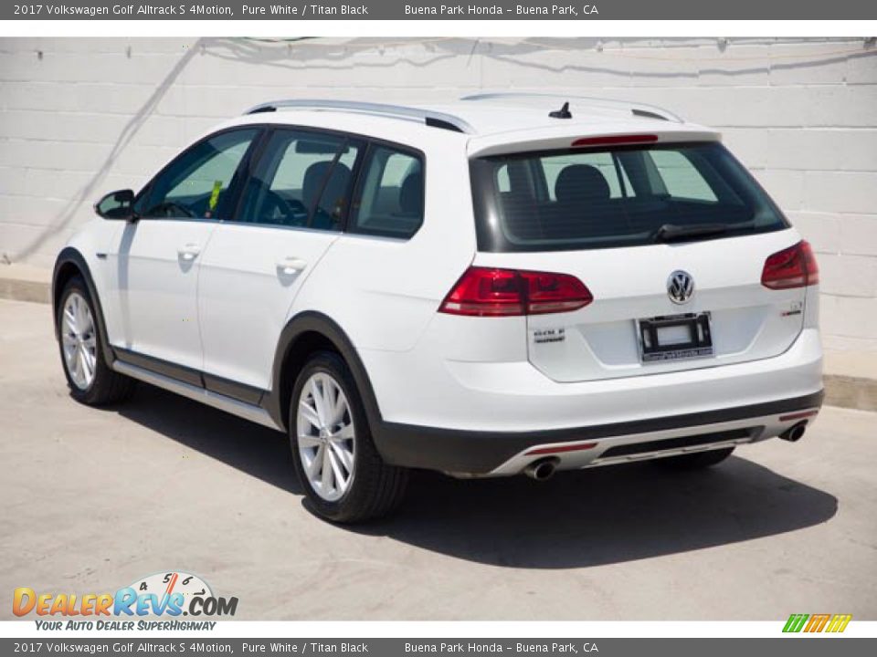 2017 Volkswagen Golf Alltrack S 4Motion Pure White / Titan Black Photo #2