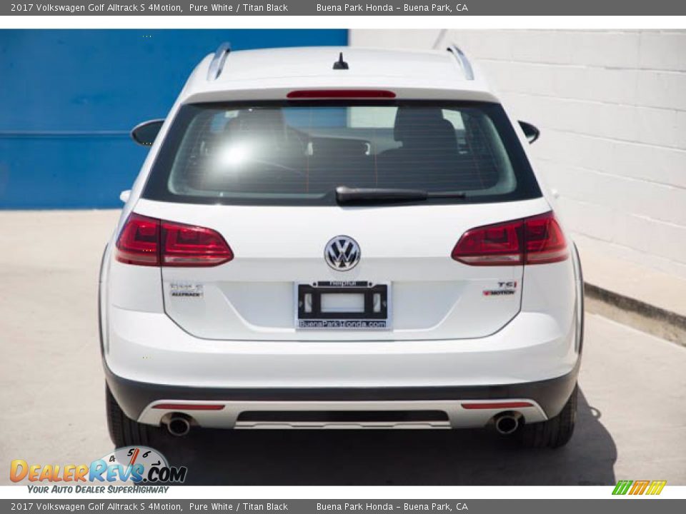 2017 Volkswagen Golf Alltrack S 4Motion Pure White / Titan Black Photo #9