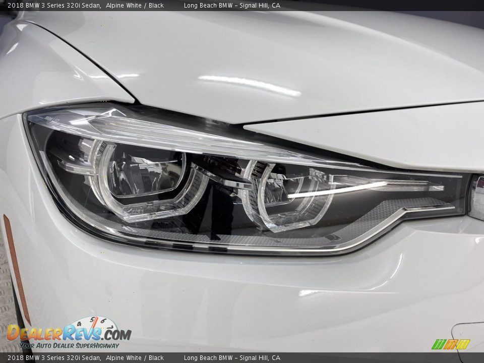 2018 BMW 3 Series 320i Sedan Alpine White / Black Photo #7