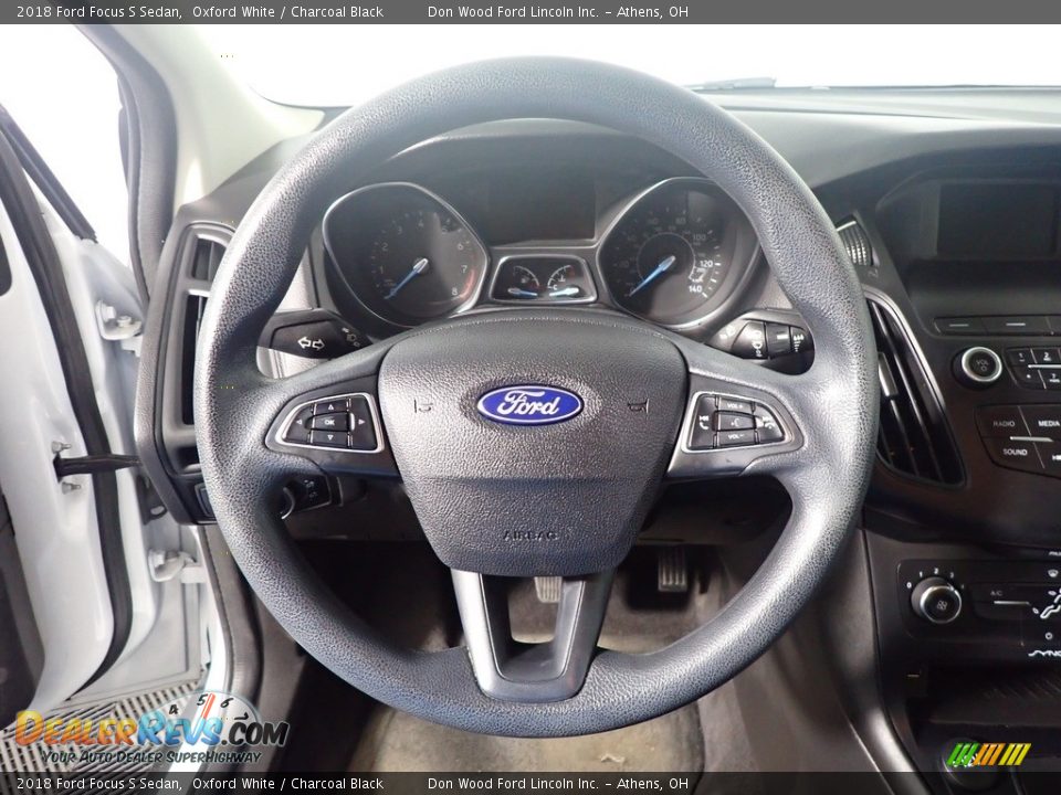 2018 Ford Focus S Sedan Oxford White / Charcoal Black Photo #27